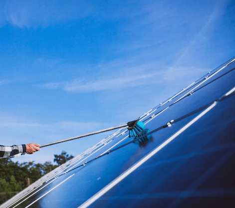 Servicios de limpieza de placas solares en Pozuelo de Alarcón